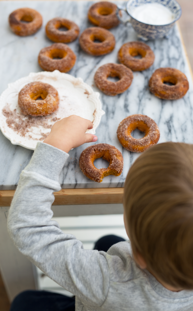 Baked Pumpkin Spice Donuts - Marshalls Abroad